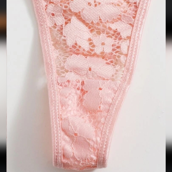NEW SheIn Pink Scallop Trim Lace Lingerie Set Bra Panties Large - Picture 4 of 4